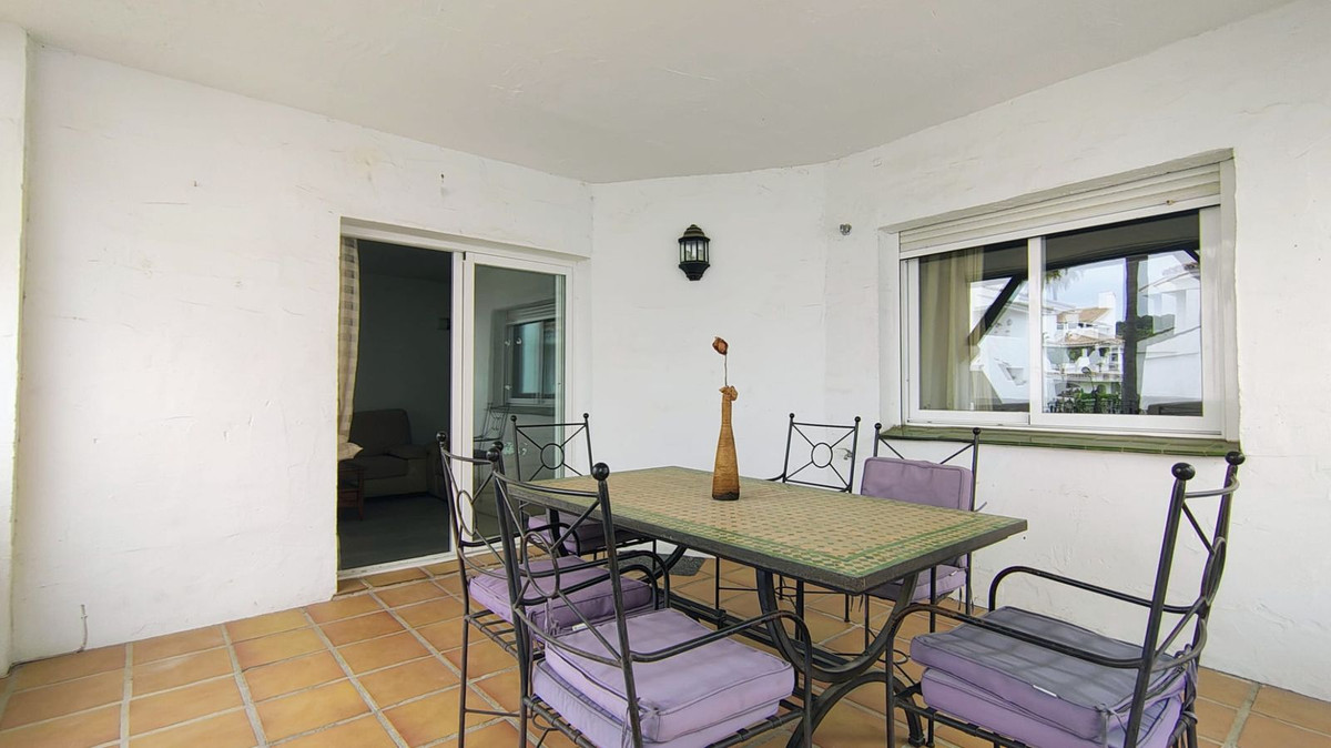 Appartement te koop in Nueva Andalucía | 2 slaapkamers H5351053