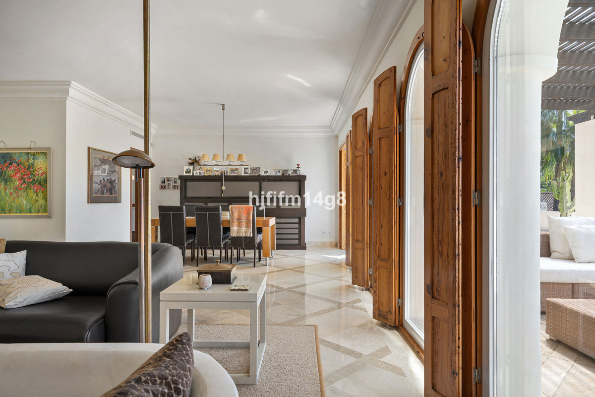 Appartement te koop in Nueva Andalucía | 3 slaapkamers H5351119