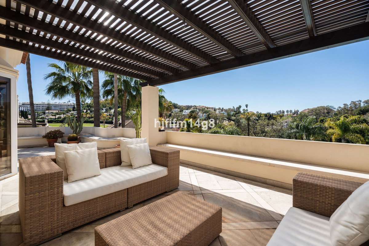 Appartement te koop in Nueva Andalucía | 3 slaapkamers H5351119