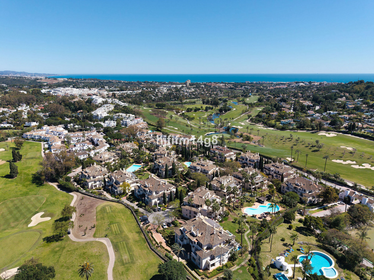 Appartement te koop in Nueva Andalucía | 3 slaapkamers H5351119