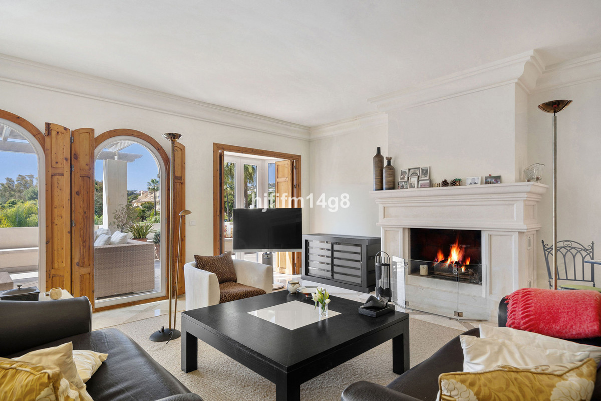 Appartement te koop in Nueva Andalucía | 3 slaapkamers H5351119