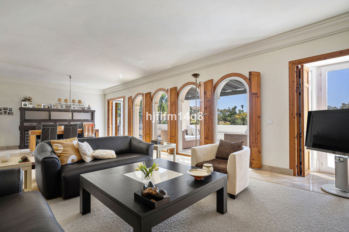 Appartement te koop in Nueva Andalucía | 3 slaapkamers H5351119