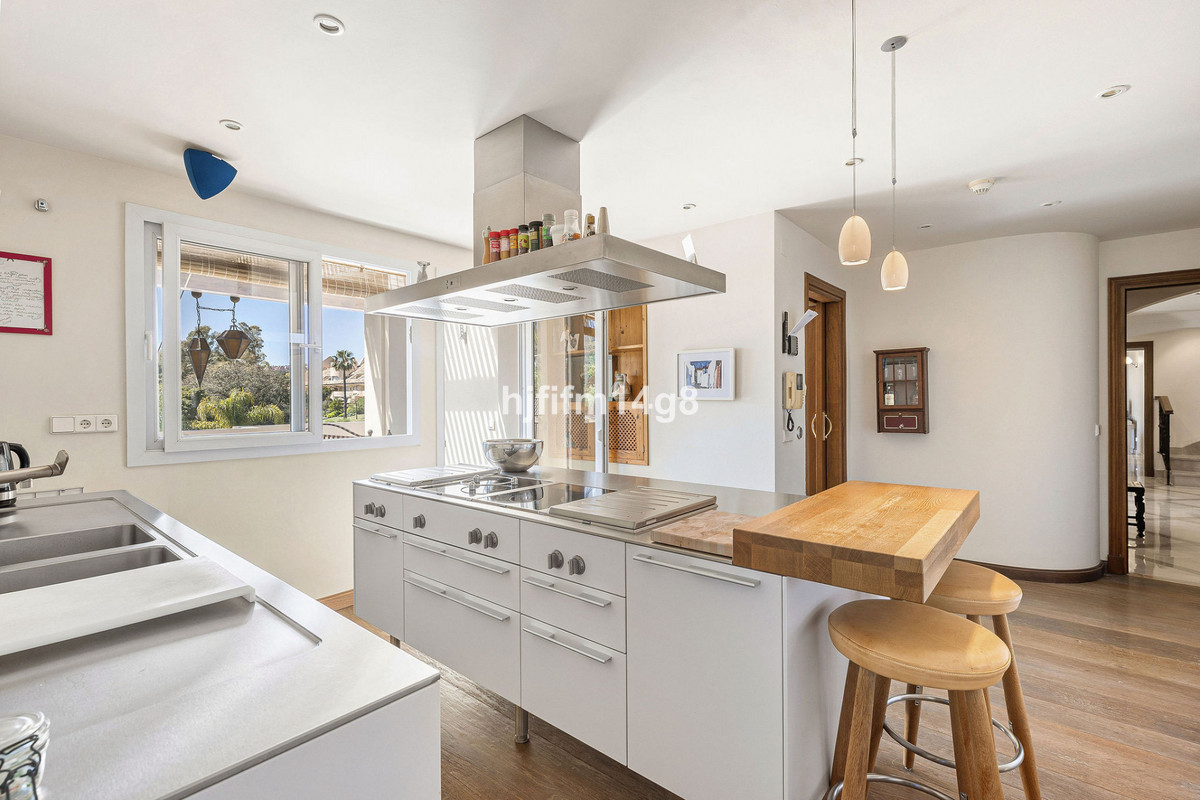 Appartement te koop in Nueva Andalucía | 3 slaapkamers H5351119