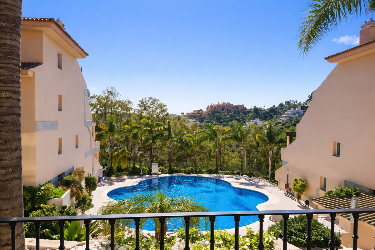 Appartement te koop in Nueva Andalucía | 2 slaapkamers H5351146