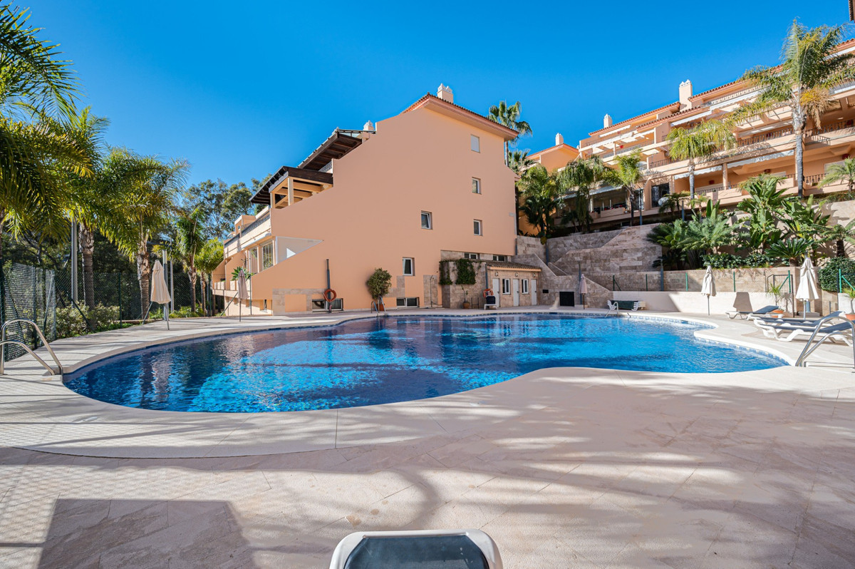 Appartement te koop in Nueva Andalucía | 2 slaapkamers H5351146