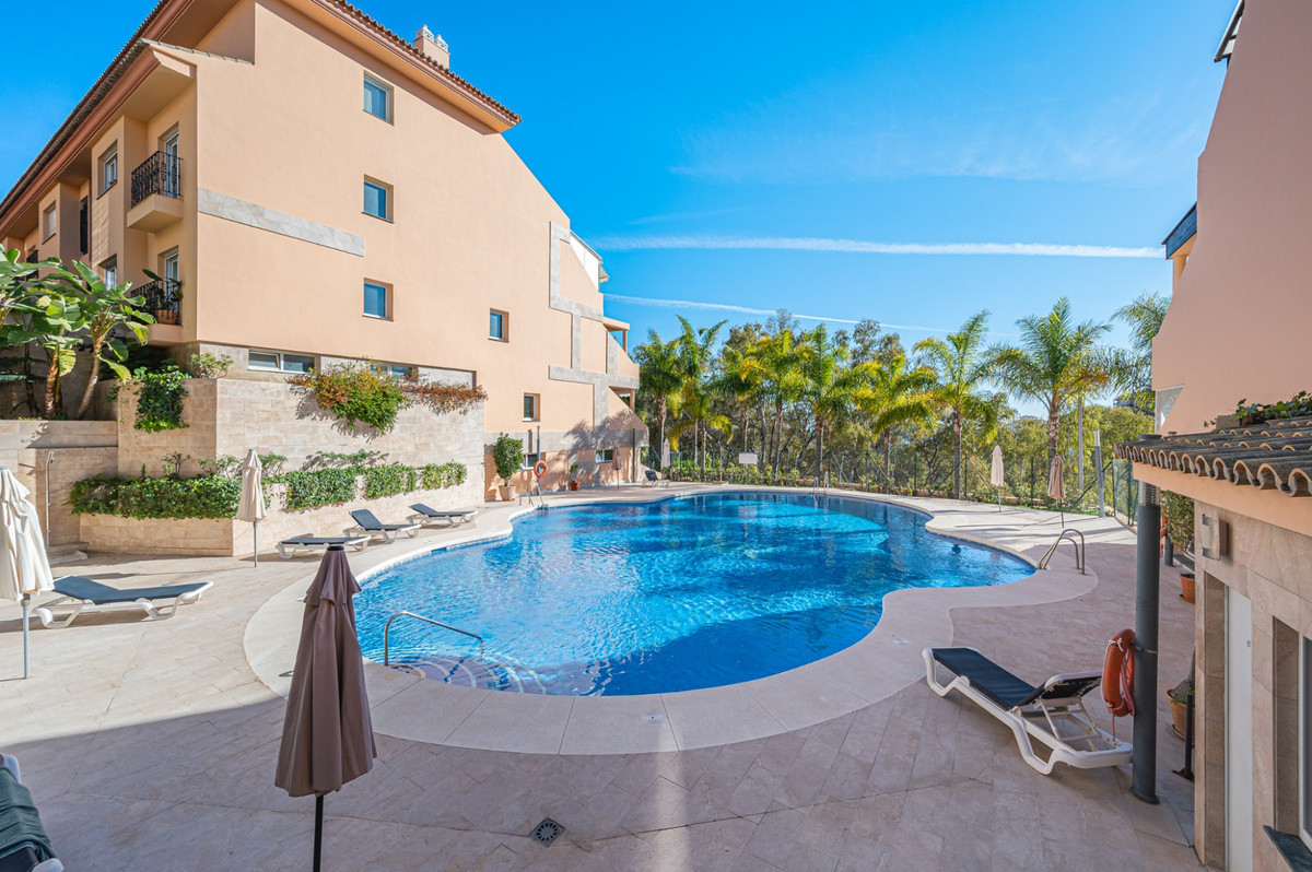 Appartement te koop in Nueva Andalucía | 2 slaapkamers H5351146