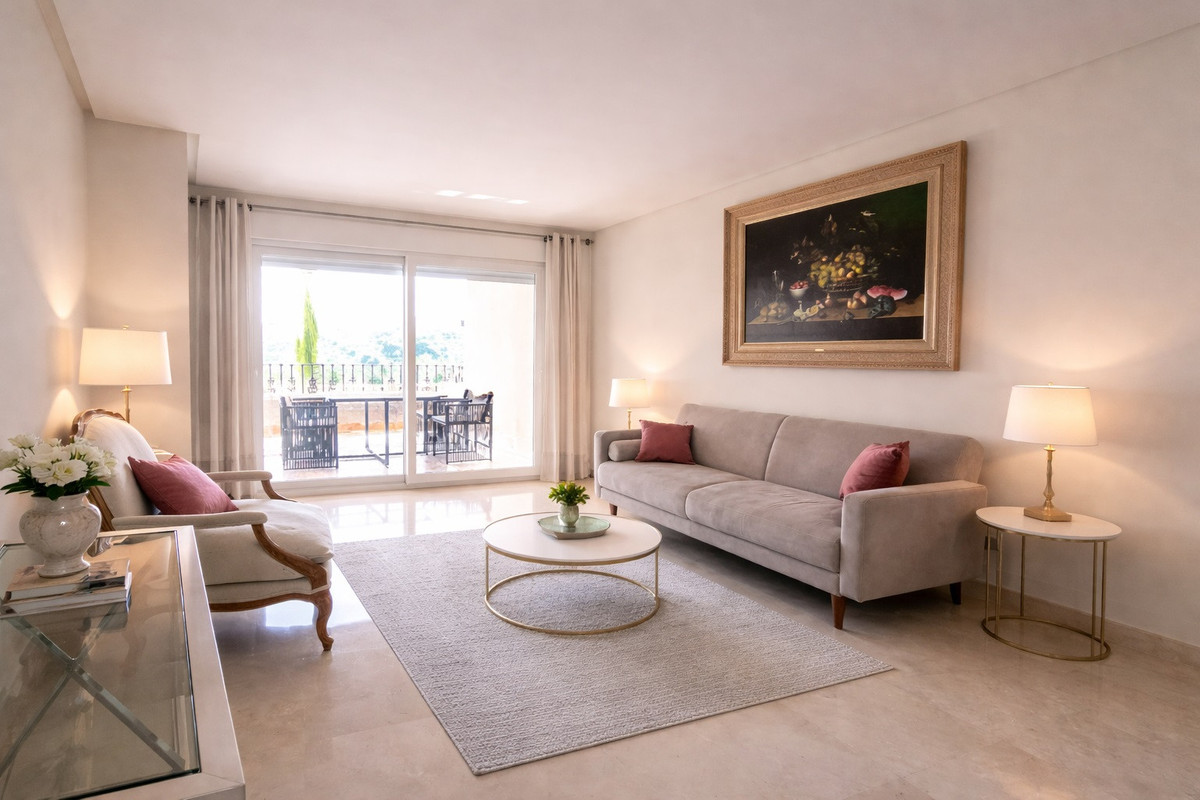 Appartement te koop in Nueva Andalucía | 2 slaapkamers H5351146