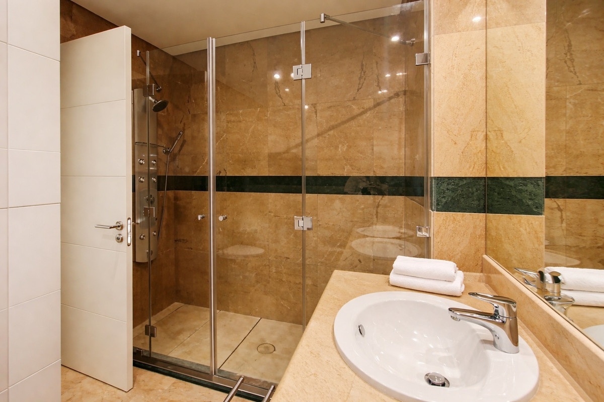 Appartement te koop in Nueva Andalucía | 2 slaapkamers H5351146