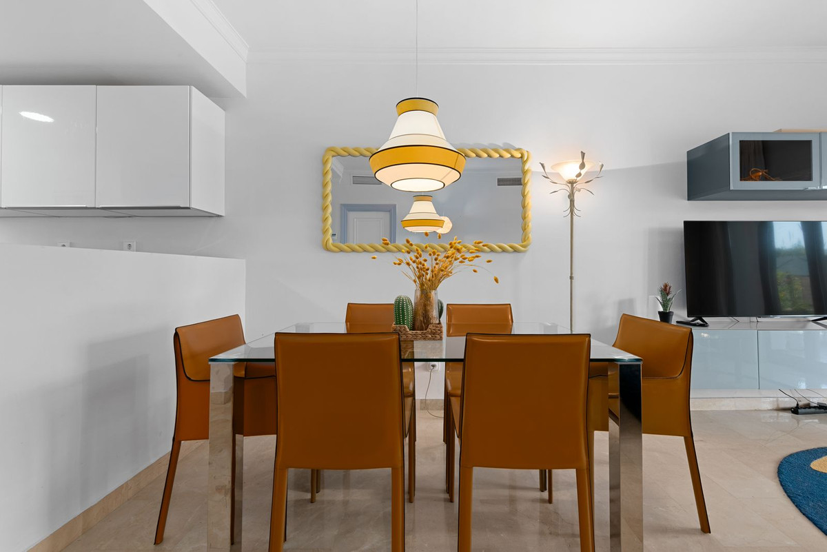 Appartement te koop in Nueva Andalucía | 2 slaapkamers H5351311