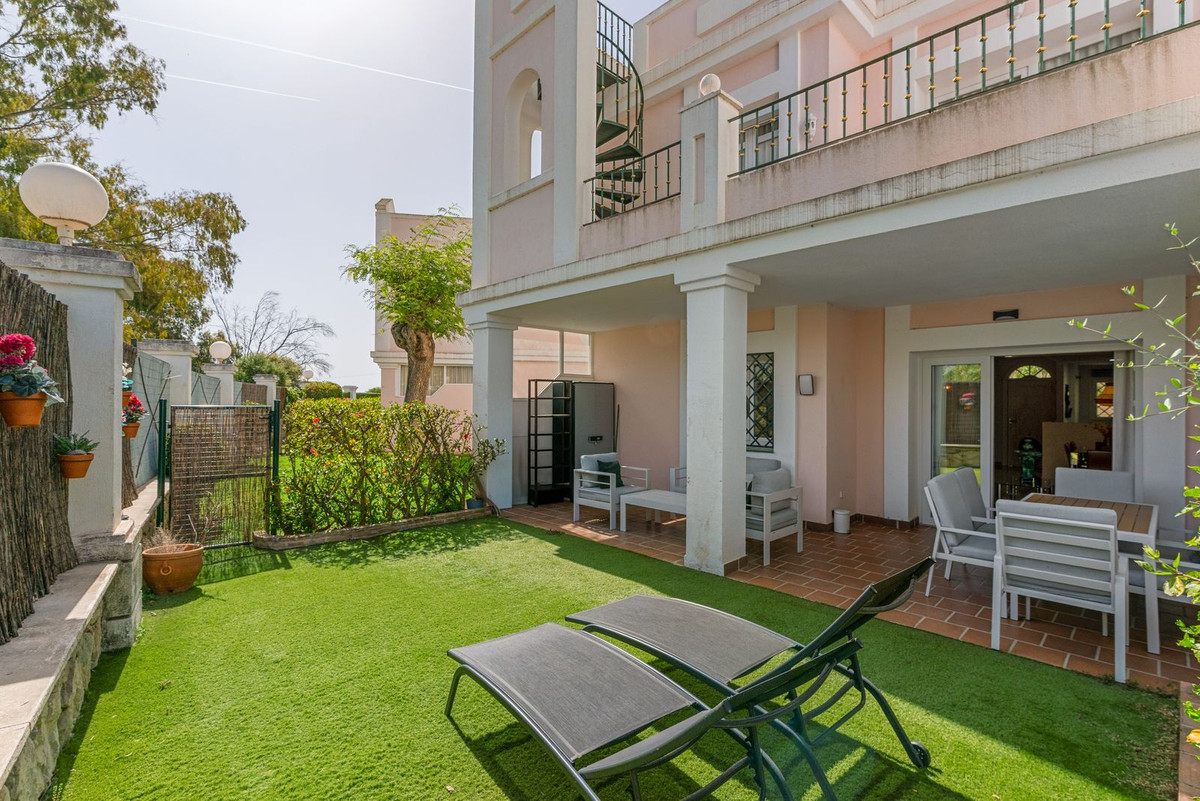 Appartement te koop in Nueva Andalucía | 2 slaapkamers H5351311