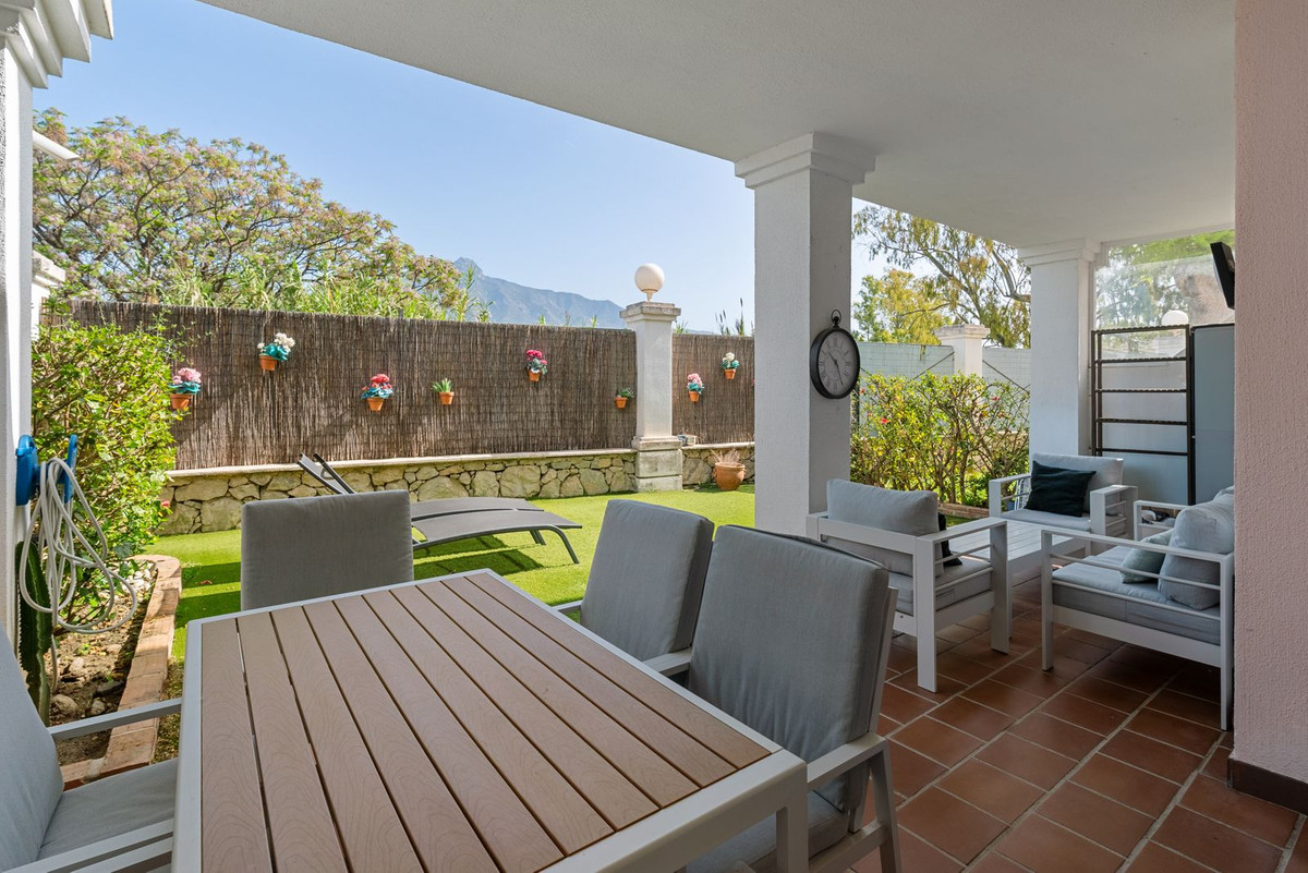 Appartement te koop in Nueva Andalucía | 2 slaapkamers H5351311
