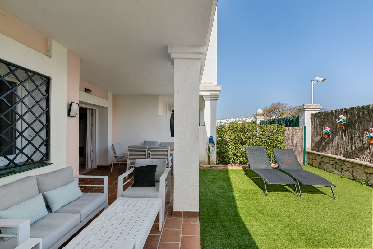 Appartement te koop in Nueva Andalucía | 2 slaapkamers H5351311