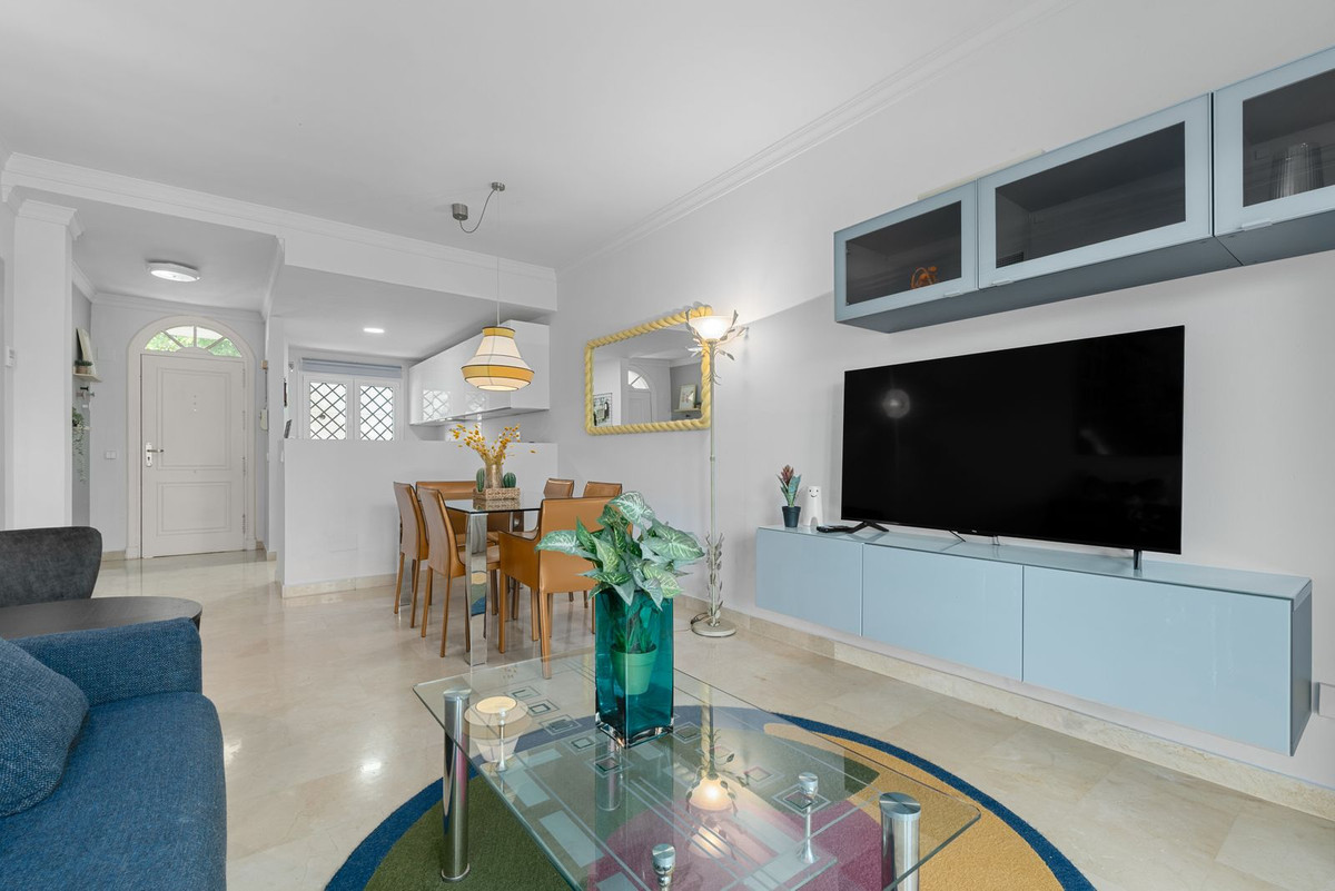 Appartement te koop in Nueva Andalucía | 2 slaapkamers H5351311