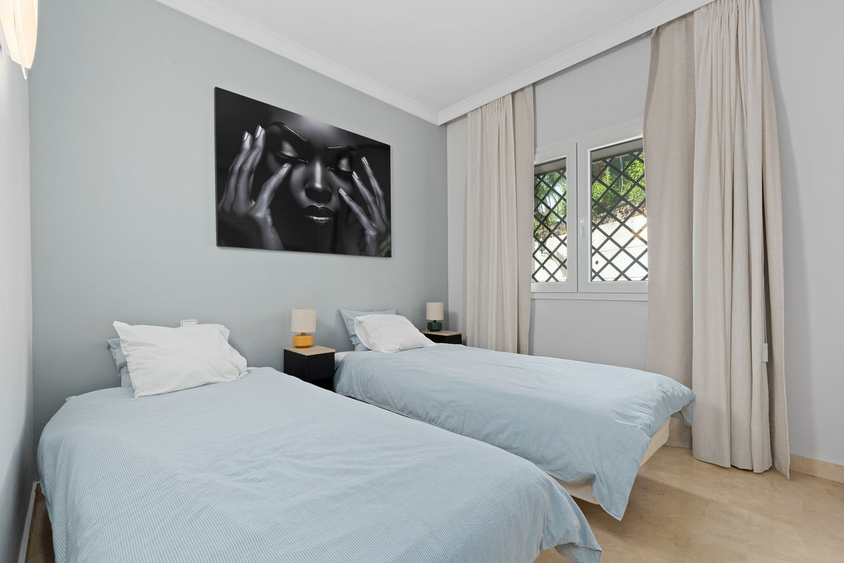 Appartement te koop in Nueva Andalucía | 2 slaapkamers H5351311