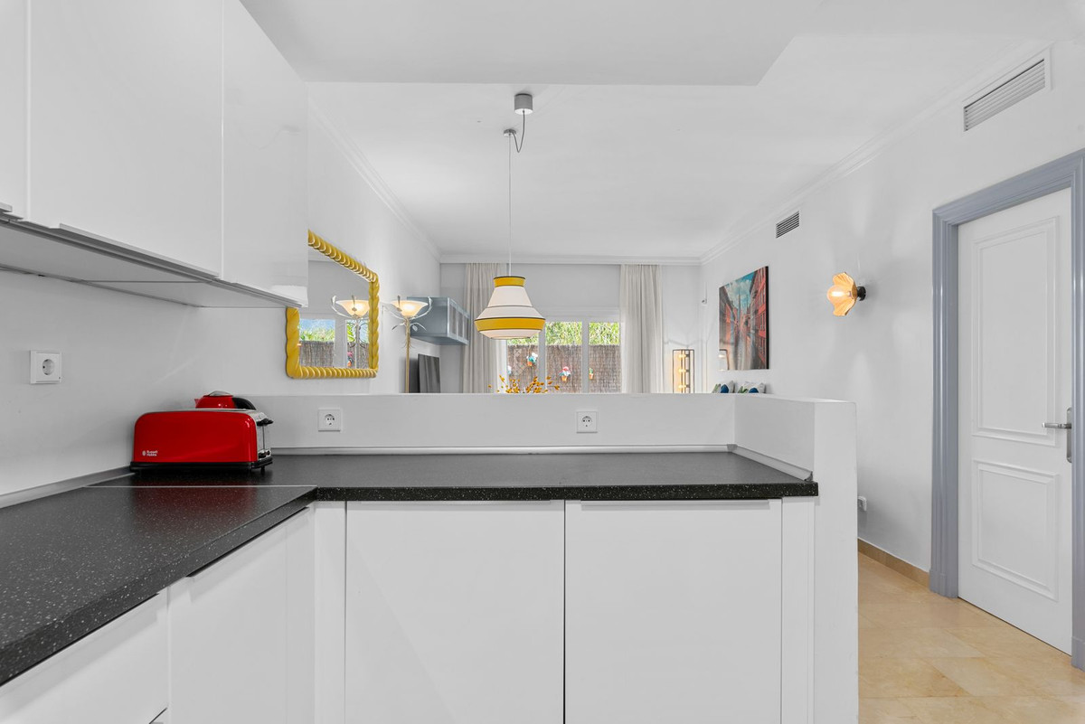 Appartement te koop in Nueva Andalucía | 2 slaapkamers H5351311