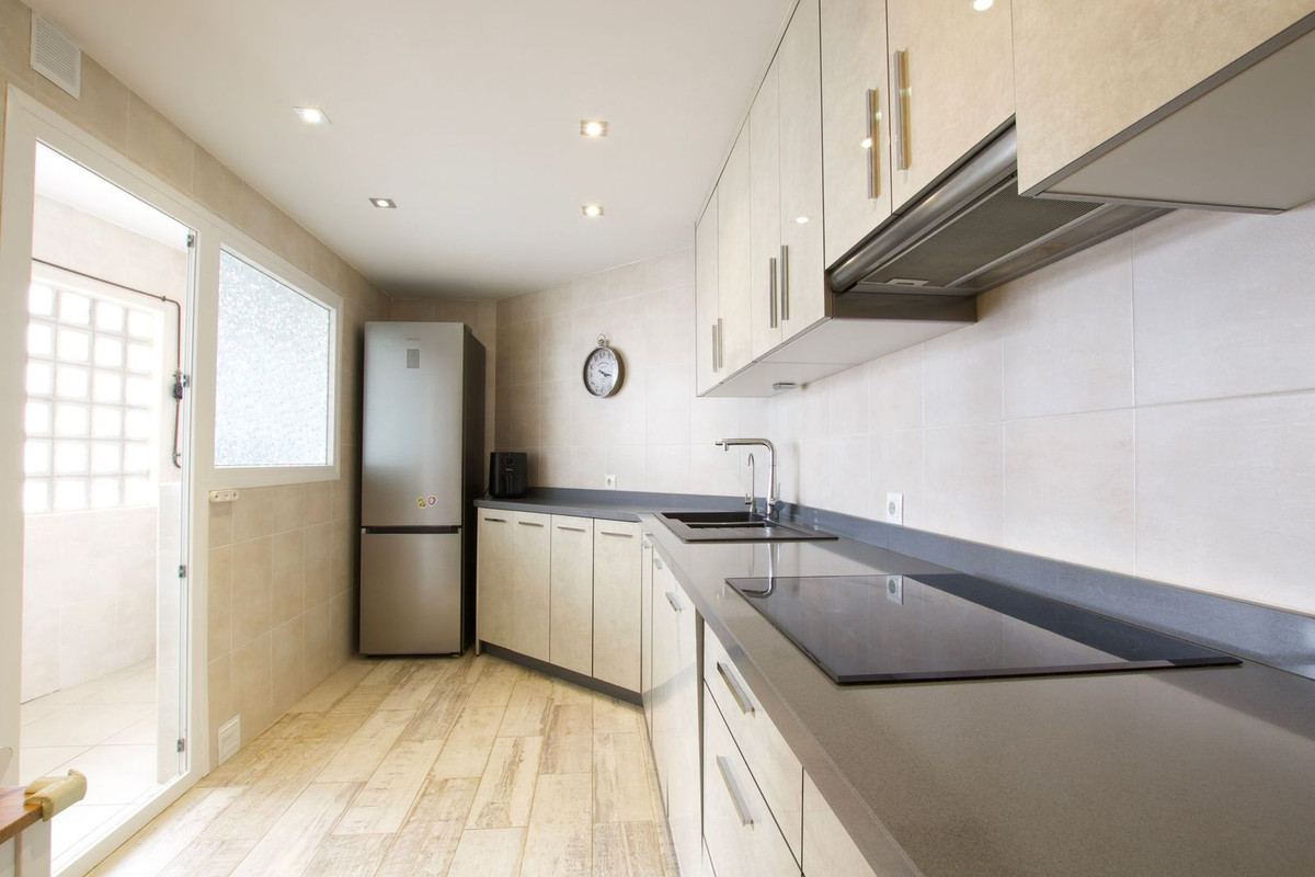 Appartement te koop in Nueva Andalucía | 3 slaapkamers H5351656