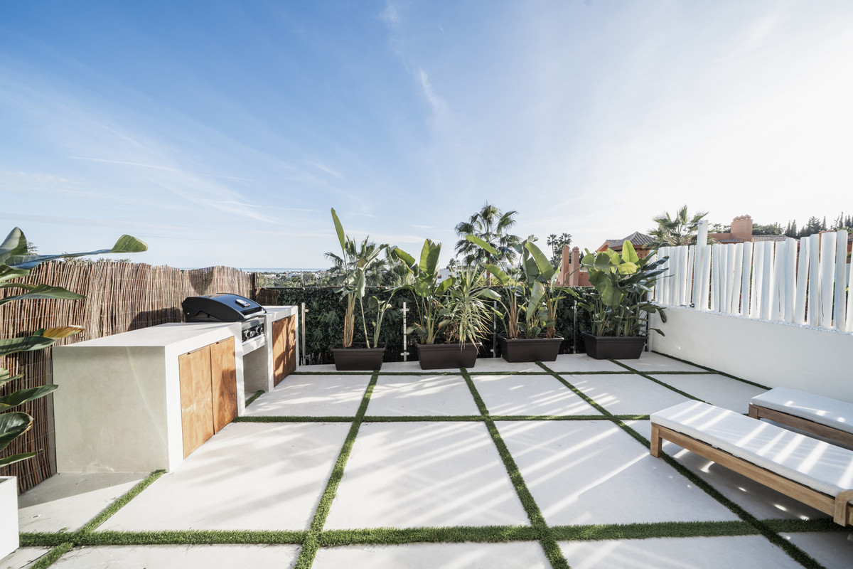 Appartement te koop in Nueva Andalucía | 3 slaapkamers H5352826