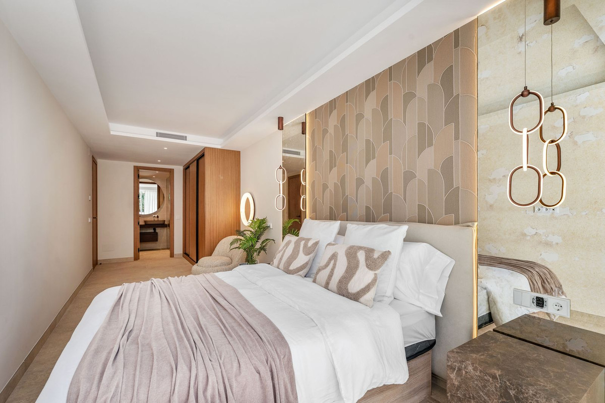 Appartement te koop in Nueva Andalucía | 3 slaapkamers H5353525