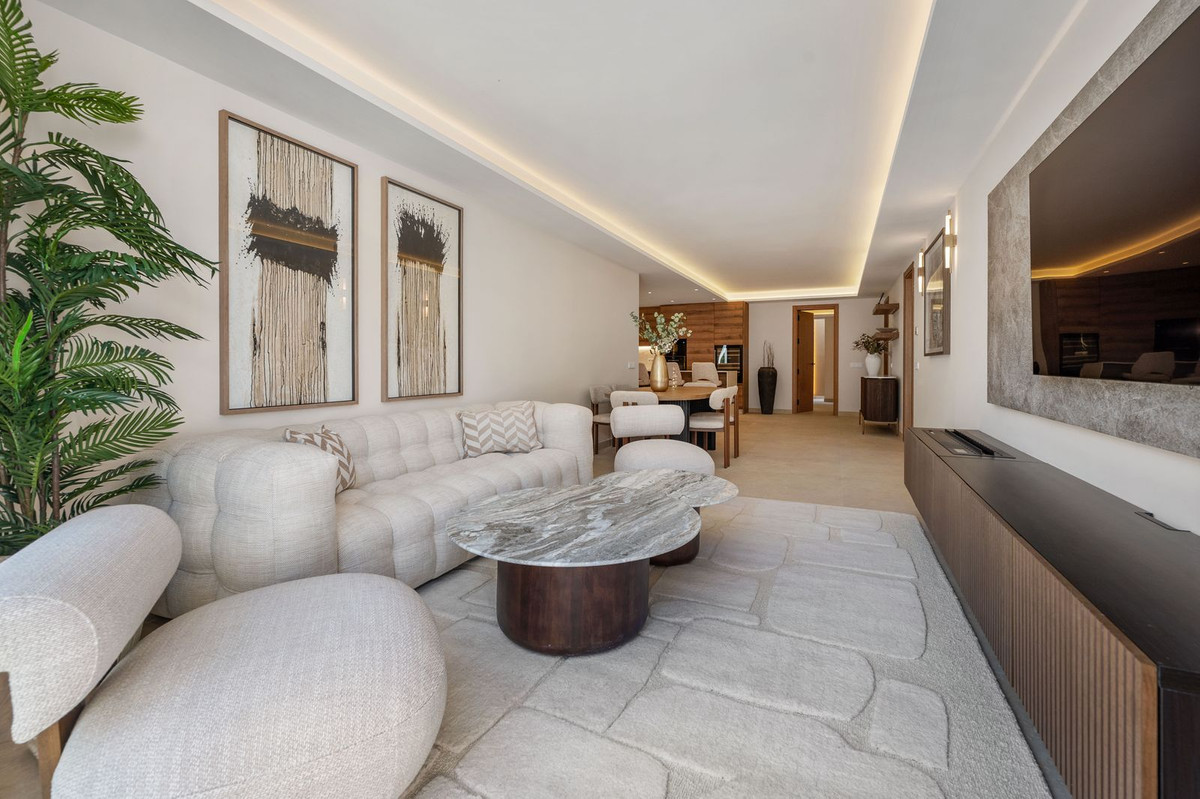 Appartement te koop in Nueva Andalucía | 3 slaapkamers H5353525