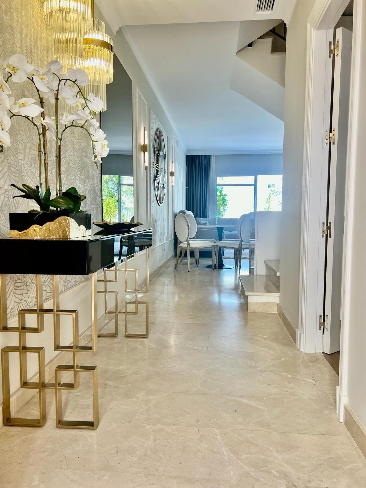 Appartement te koop in Nueva Andalucía | 3 slaapkamers H5357347