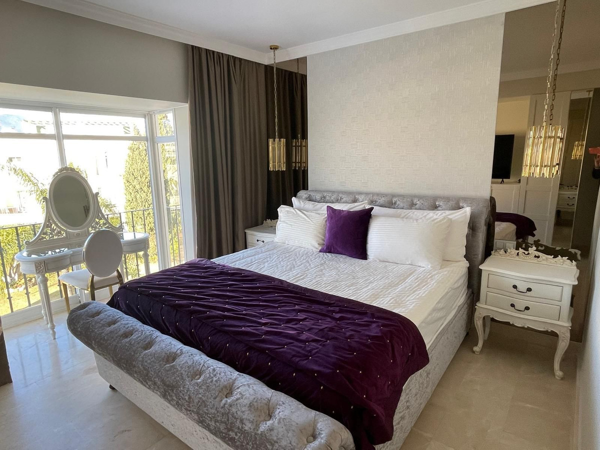 Appartement te koop in Nueva Andalucía | 3 slaapkamers H5357347