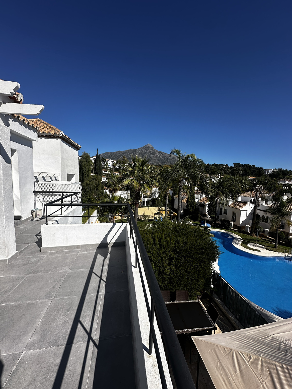 Appartement te koop in Nueva Andalucía | 2 slaapkamers H5358703