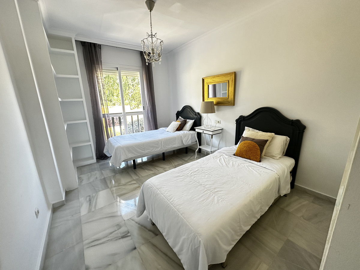 Appartement te koop in Nueva Andalucía | 2 slaapkamers H5358703