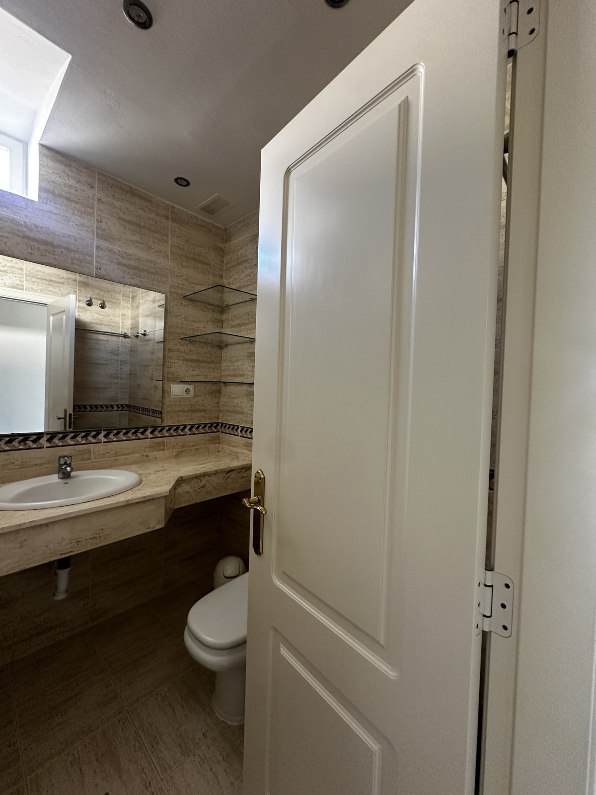 Appartement te koop in Nueva Andalucía | 2 slaapkamers H5358703