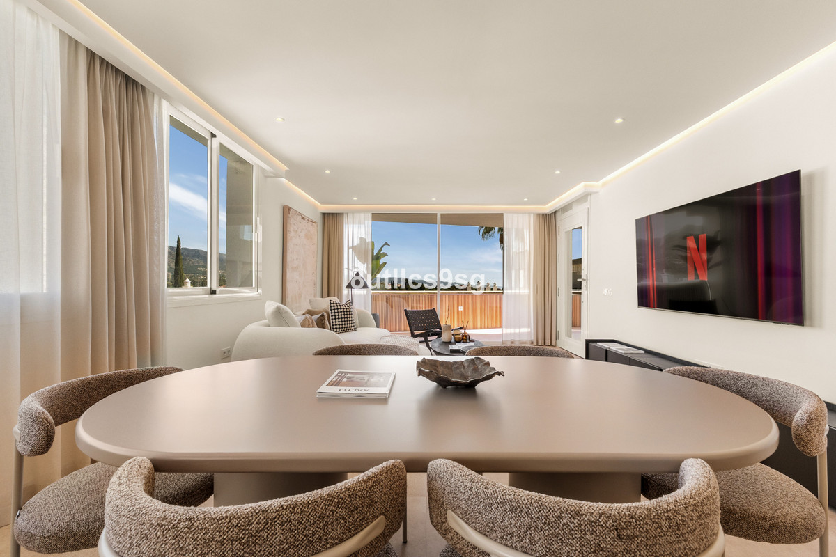 Appartement te koop in Nueva Andalucía | 2 slaapkamers H5360749