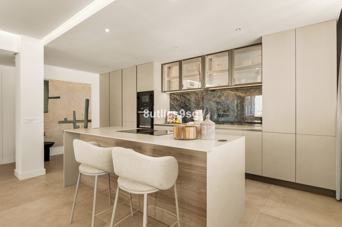 Appartement te koop in Nueva Andalucía | 2 slaapkamers H5360749