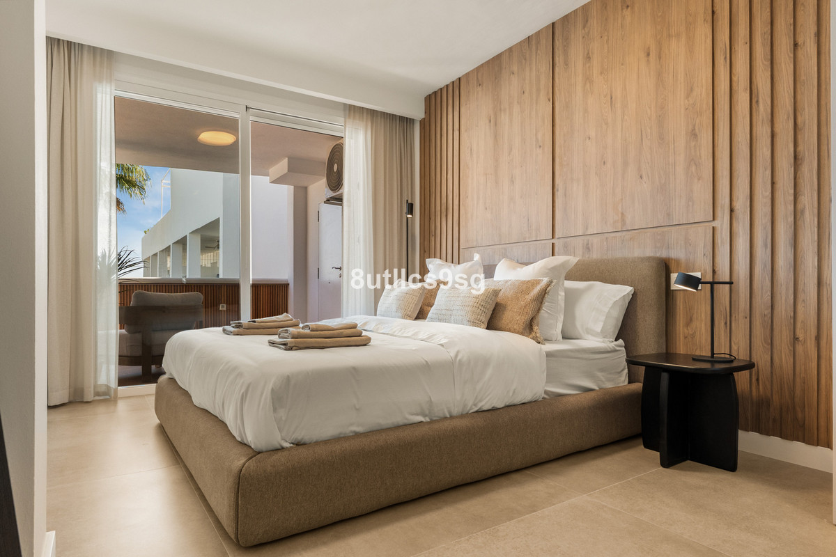 Appartement te koop in Nueva Andalucía | 2 slaapkamers H5360749