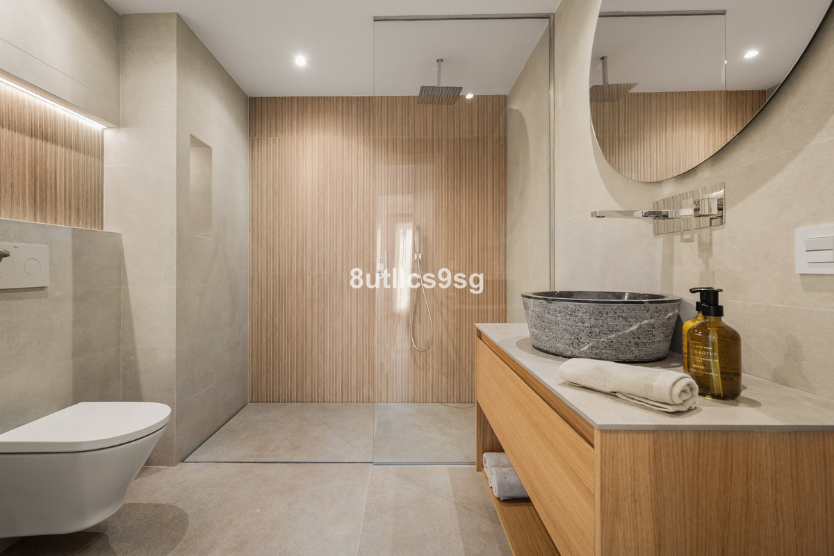 Appartement te koop in Nueva Andalucía | 2 slaapkamers H5360749