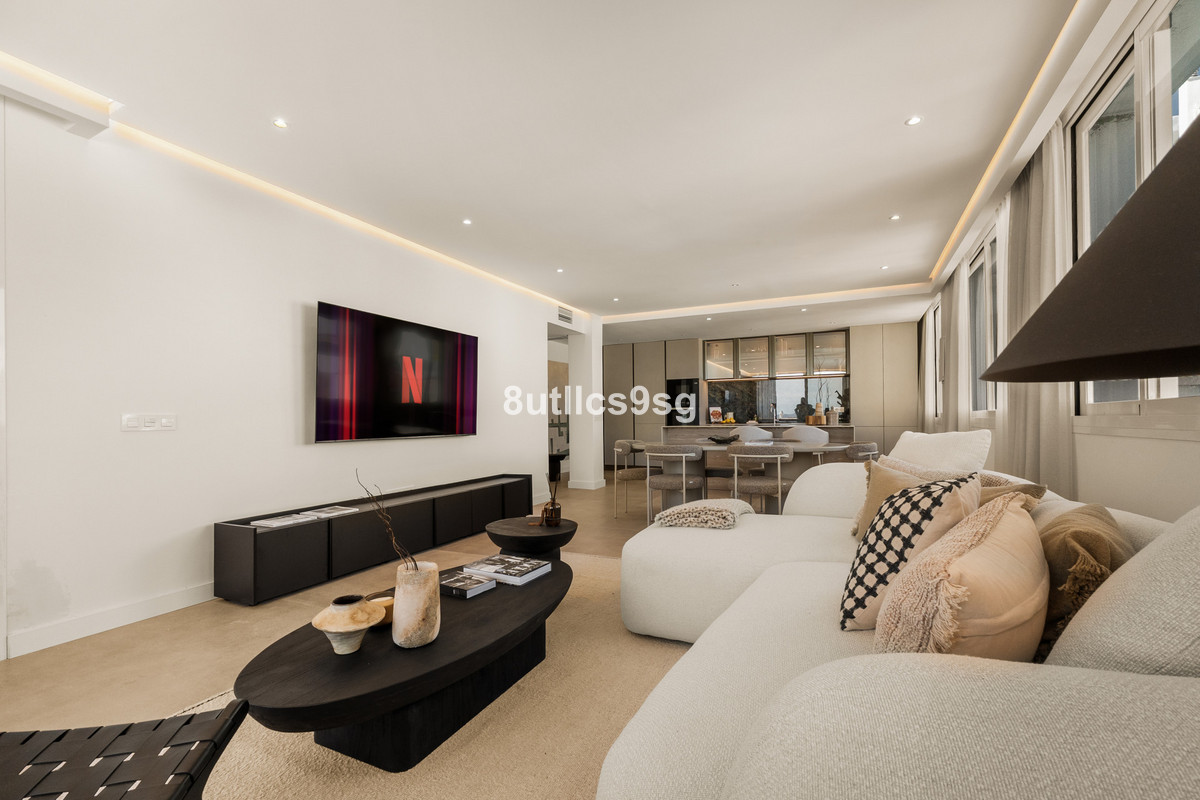 Appartement te koop in Nueva Andalucía | 2 slaapkamers H5360749