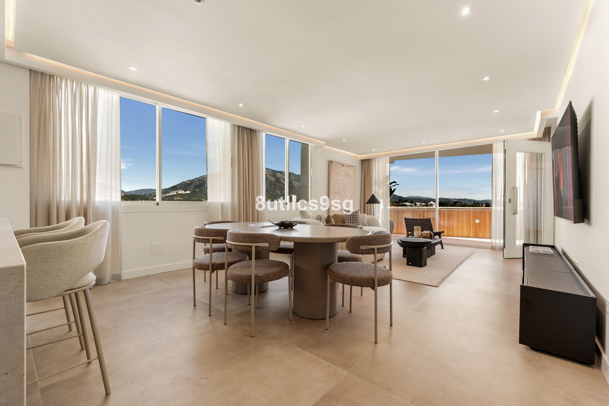 Appartement te koop in Nueva Andalucía | 2 slaapkamers H5360749