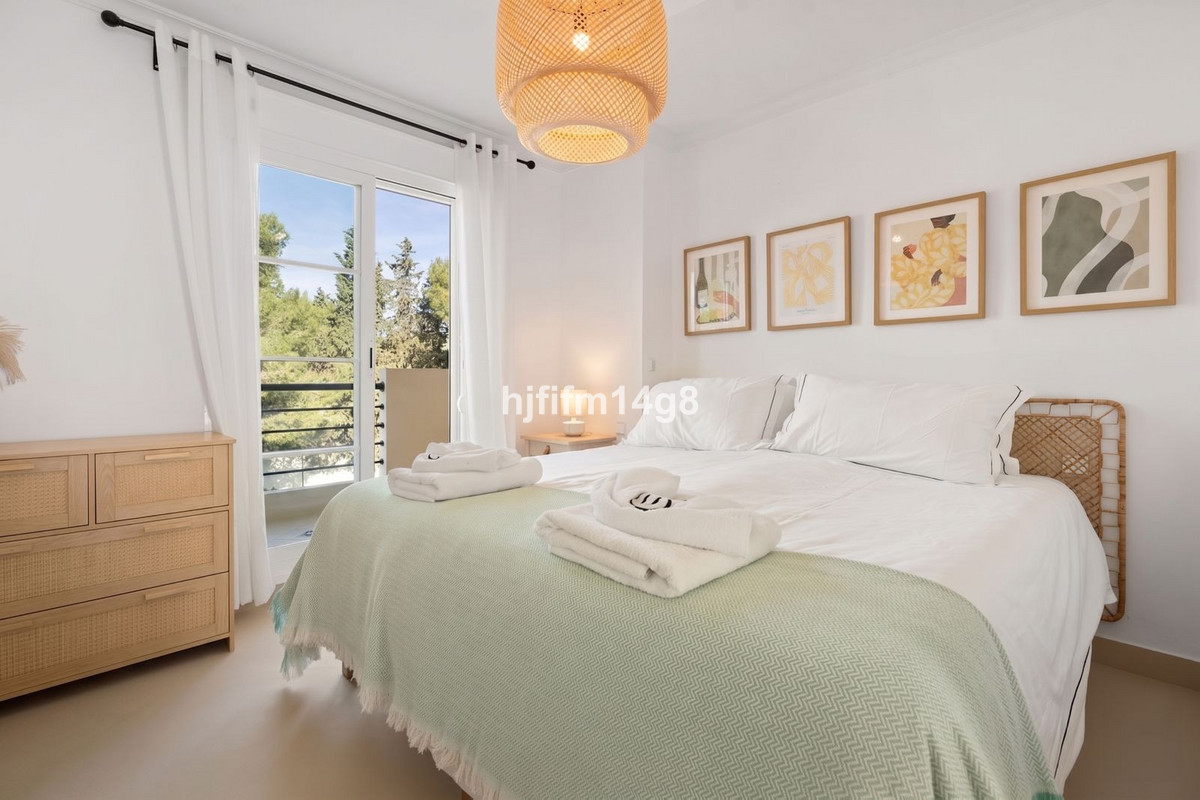 Appartement te koop in Nueva Andalucía | 2 slaapkamers H5360785