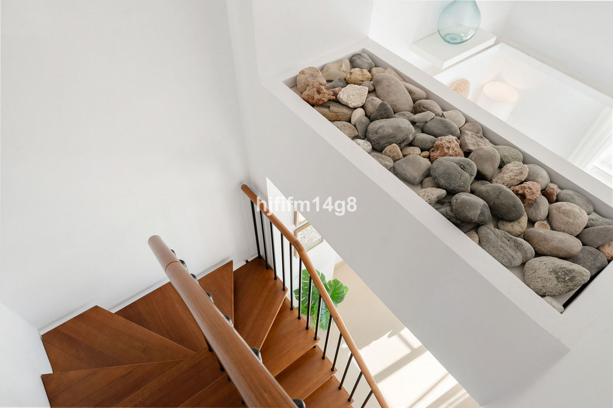 Appartement te koop in Nueva Andalucía | 2 slaapkamers H5360785