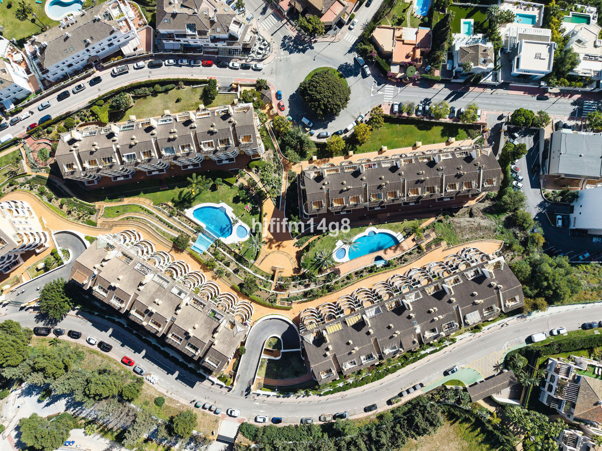 Appartement te koop in Nueva Andalucía | 2 slaapkamers H5360785