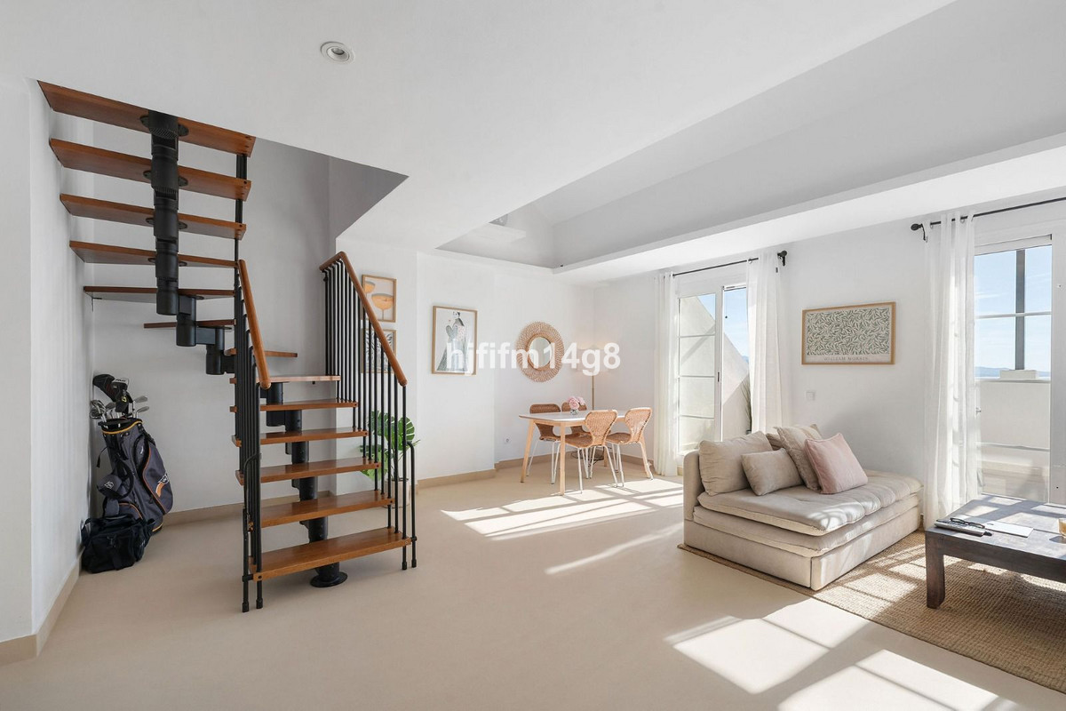 Appartement te koop in Nueva Andalucía | 2 slaapkamers H5360785