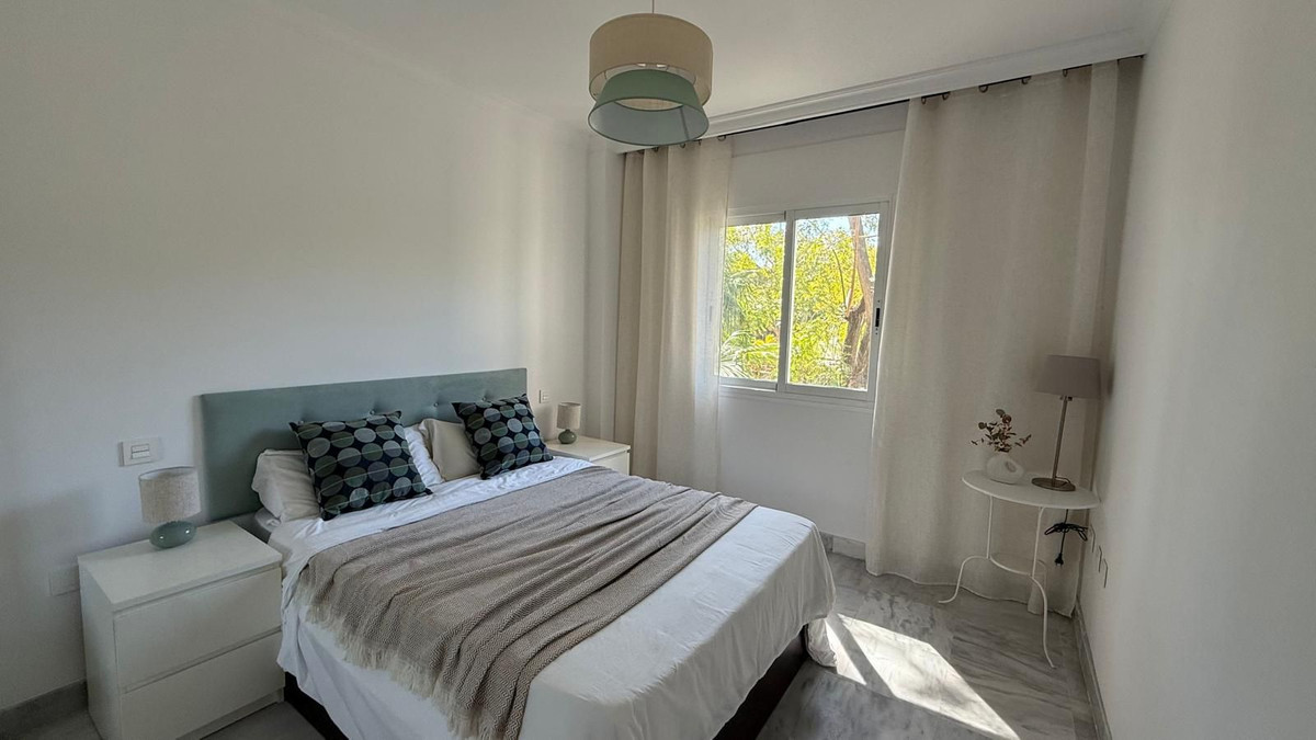 Appartement te koop in Nueva Andalucía | 2 slaapkamers H5362789