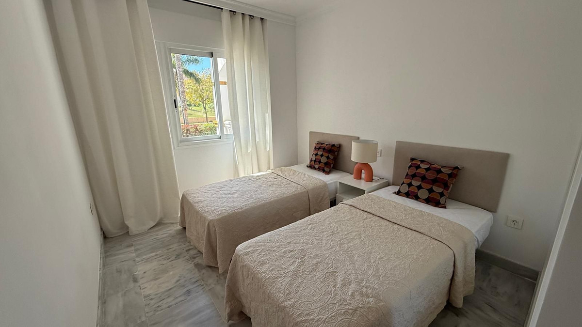Appartement te koop in Nueva Andalucía | 2 slaapkamers H5362789