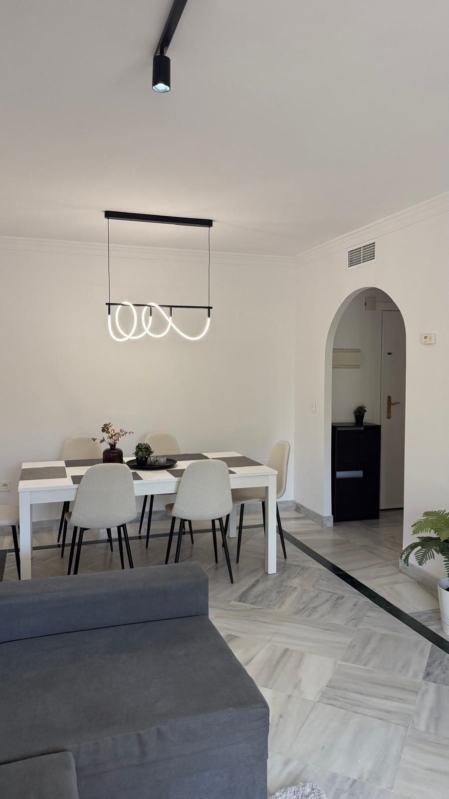 Appartement te koop in Nueva Andalucía | 2 slaapkamers H5362789