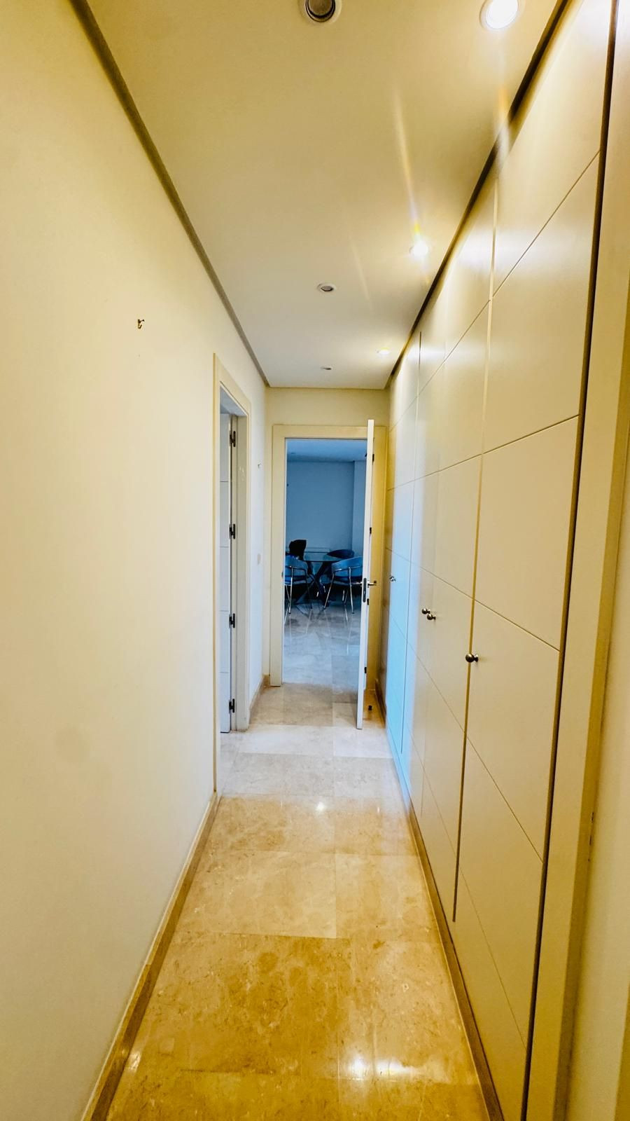 Appartement te koop in Nueva Andalucía | 2 slaapkamers H5365048