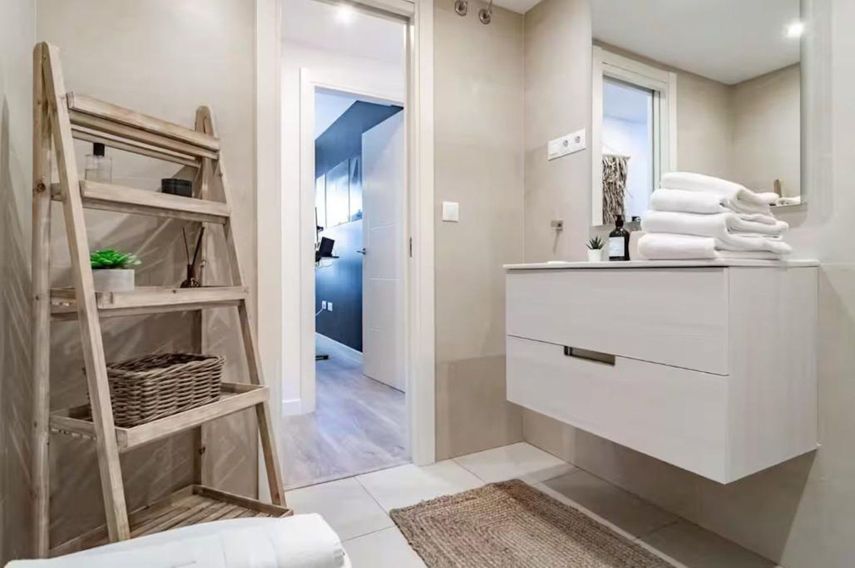 Appartement te koop in Nueva Andalucía | 3 slaapkamers H5365267