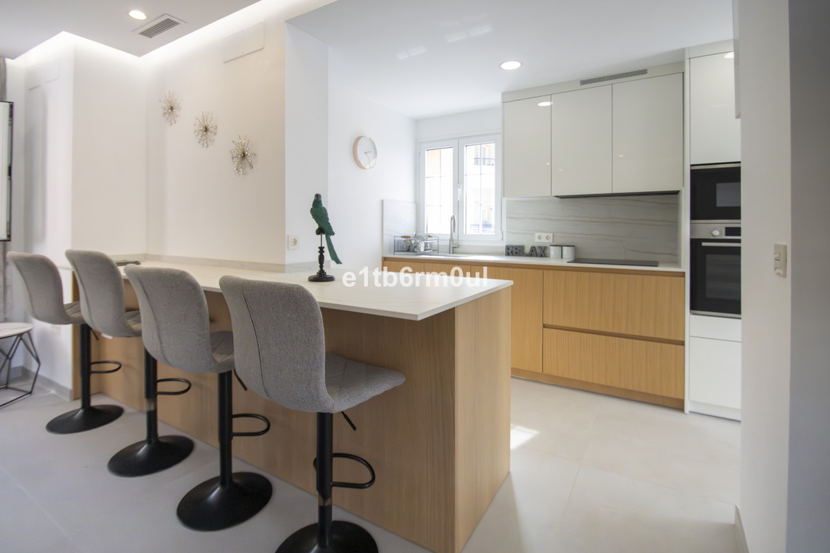 Appartement te koop in Nueva Andalucía | 2 slaapkamers H5365396