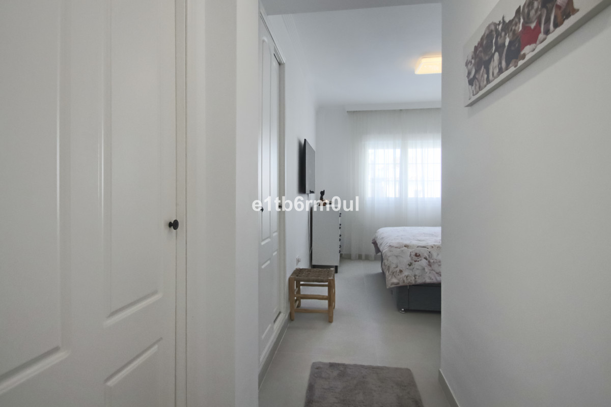 Appartement te koop in Nueva Andalucía | 2 slaapkamers H5365396