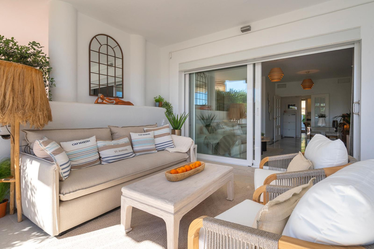 Appartement te koop in Nueva Andalucía | 2 slaapkamers H5365444