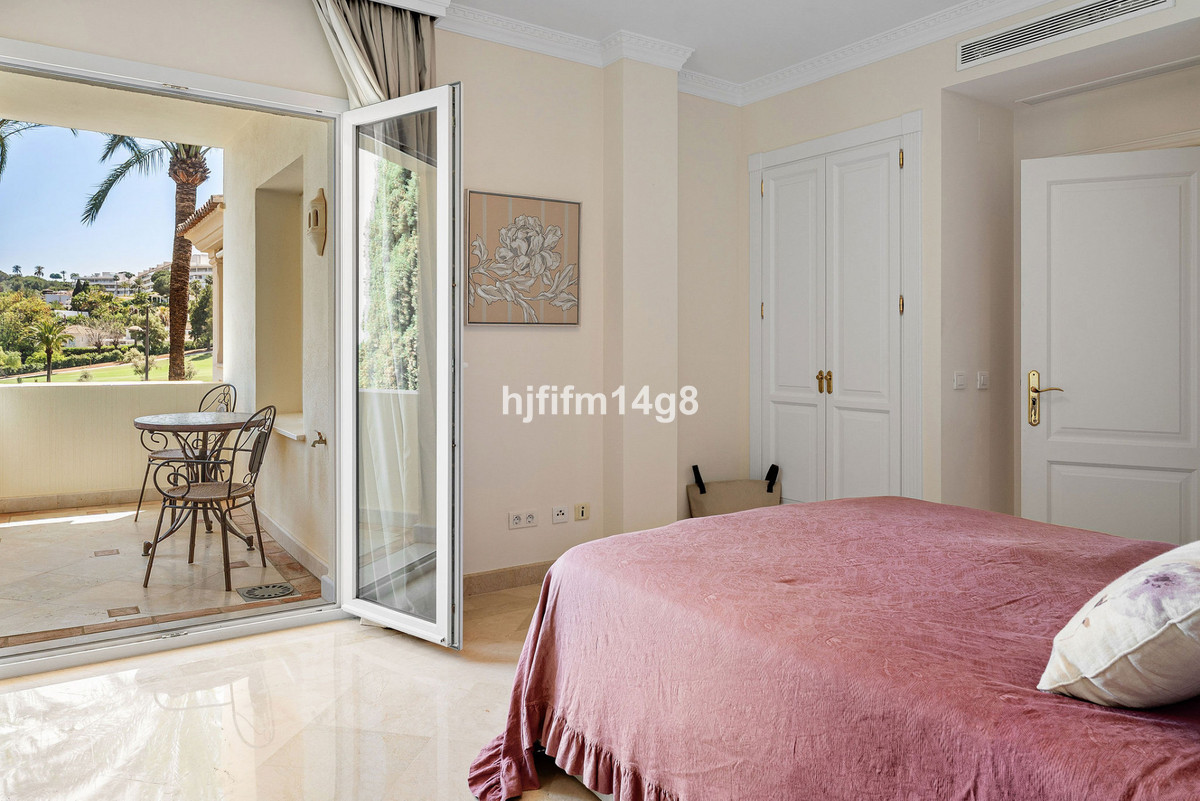 Appartement te koop in Nueva Andalucía | 3 slaapkamers H5366293