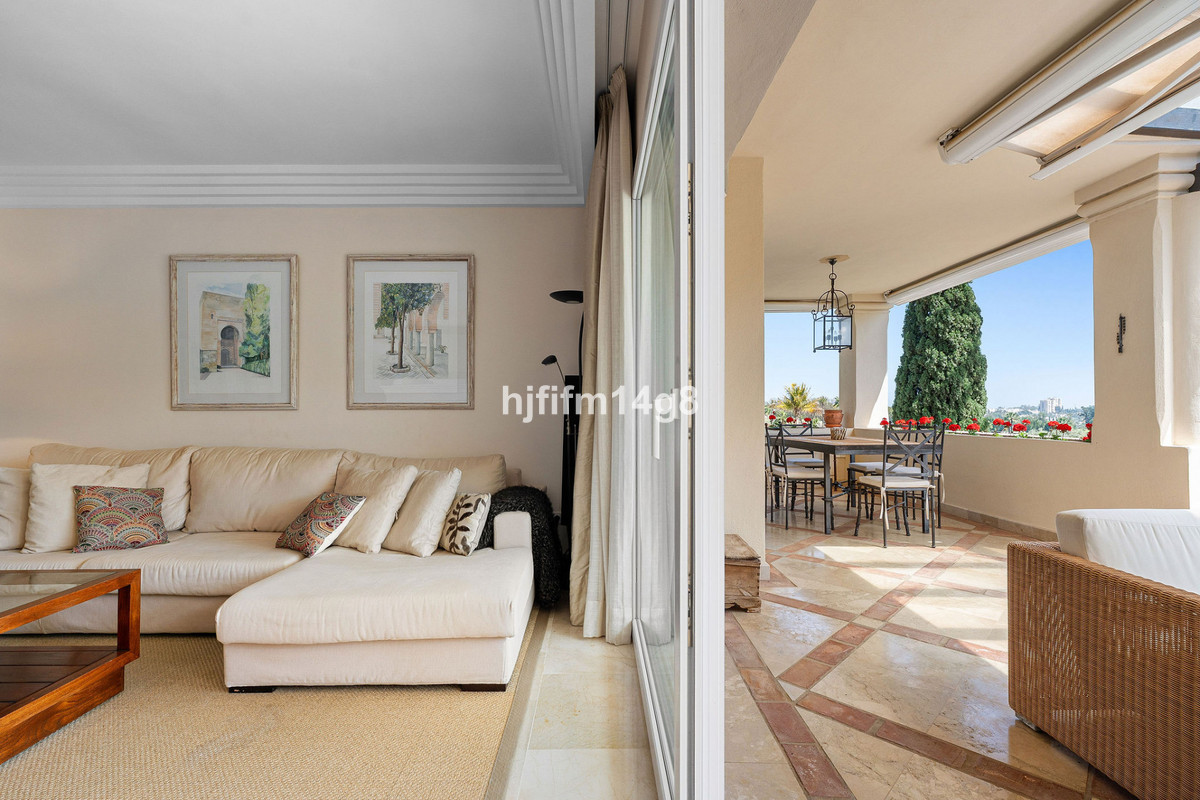 Appartement te koop in Nueva Andalucía | 3 slaapkamers H5366293