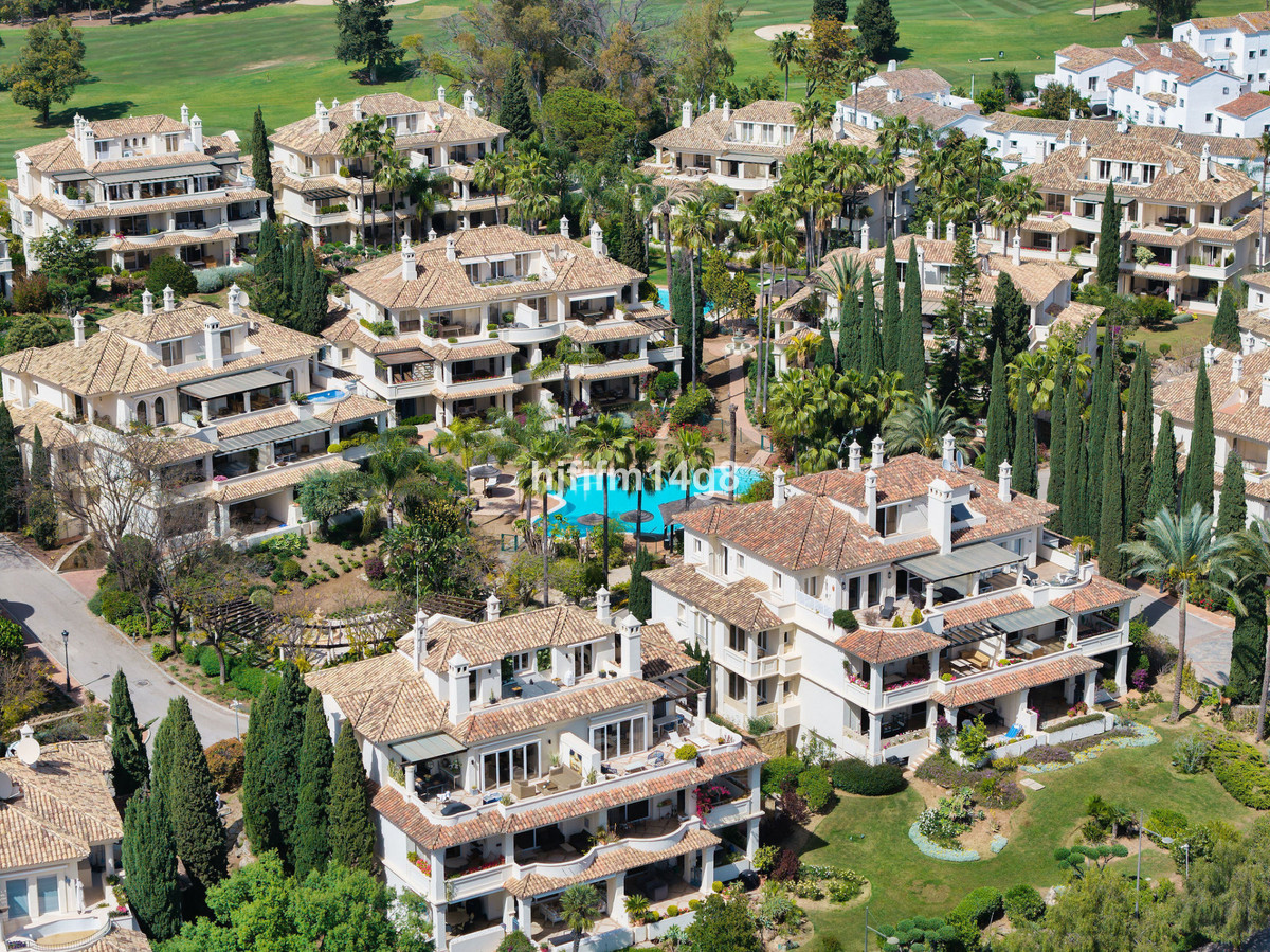 Appartement te koop in Nueva Andalucía | 3 slaapkamers H5366293