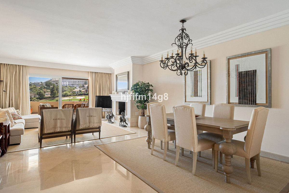 Appartement te koop in Nueva Andalucía | 3 slaapkamers H5366293